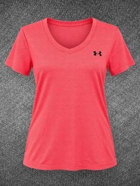 Under Armour Women’s Pink V-Neck Athletic Tee XS